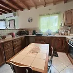 Vakantiehuis Maison 10 Personnes En Vallee D'ossau, 2 Wc, 2 Salles De Bain Gere-Belesten