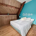 Vakantiehuis Maison 10 Personnes En Vallee D'ossau, 2 Wc, 2 Salles De Bain *