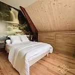 Vakantiehuis Maison 10 Personnes En Vallee D'ossau, 2 Wc, 2 Salles De Bain Gere-Belesten
