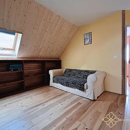Maison 10 Personnes En Vallee D'ossau, 2 Wc, 2 Salles De Bain