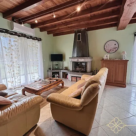 Maison 10 Personnes En Vallee D'ossau, 2 Wc, 2 Salles De Bain Prázdninový dům *